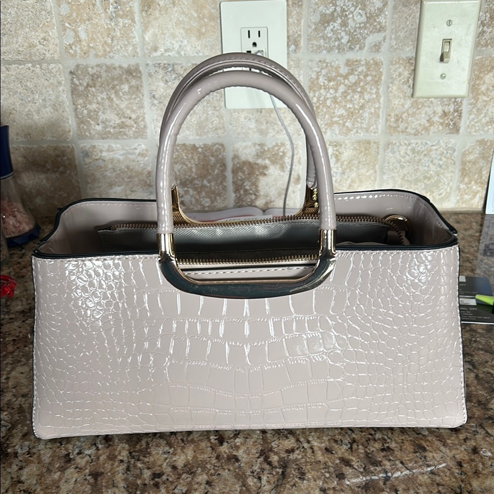 NWOT… Fax… Cream Crocodile-Embossed Satchel with gold Hardware